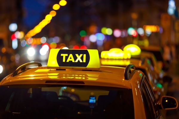 Taxi Service in amb